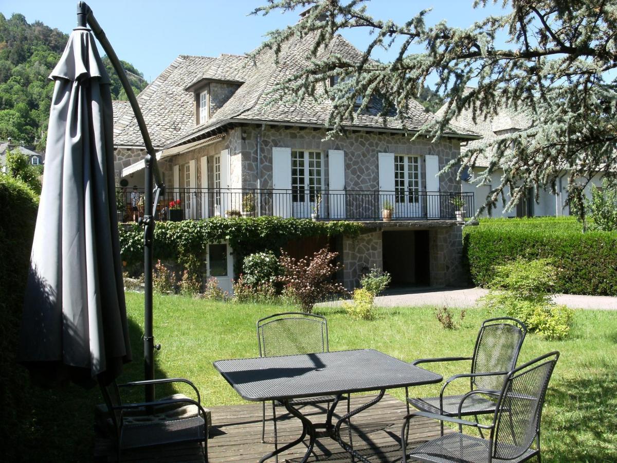 Studio Vic Vic-sur-Cere Luaran gambar