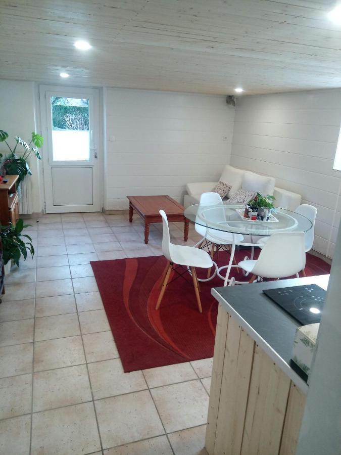 Studio Vic Vic-sur-Cere Luaran gambar